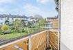 Balkon mit idyllischem Gartenblick