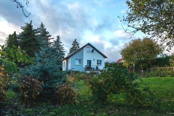 Hausansicht aus dem Garten