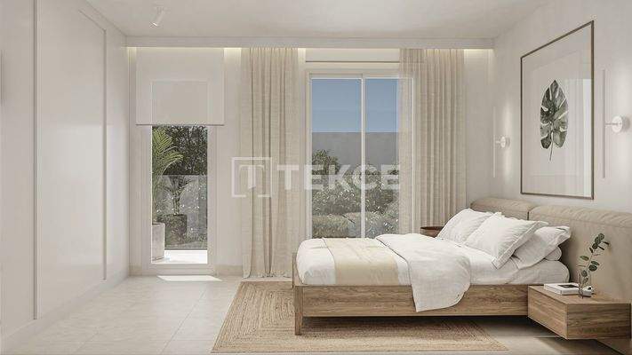 Townhouses in a Convenient Location in Santa Pola Alicante
