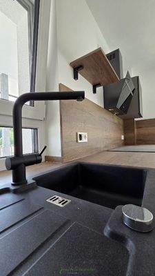 EBK hochwertige Verarbeitung und Ausstattung