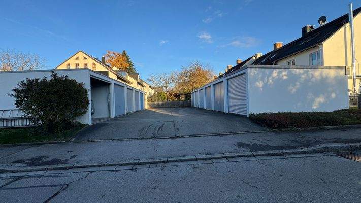 Einzelgarage im Garagenhof