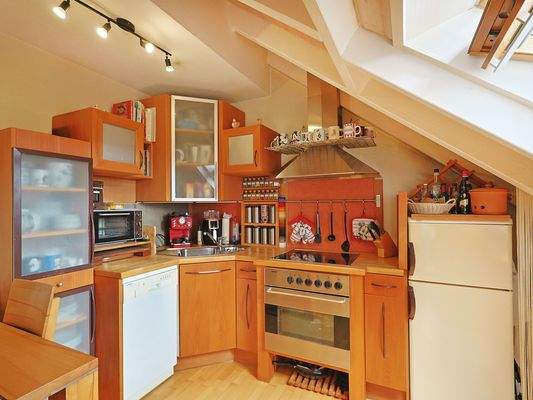 Schöne, sehr gepflegte Küche