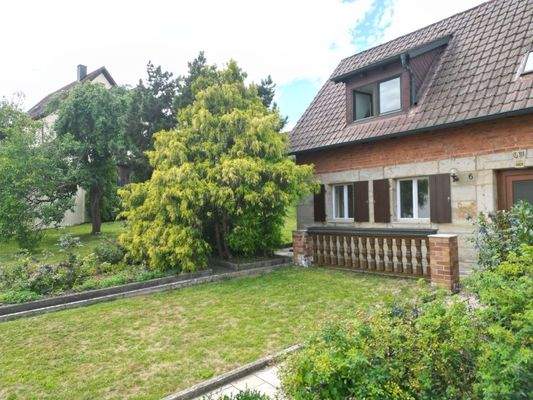 Blick in den Vorgarten