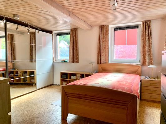 Schlafzimmer EG