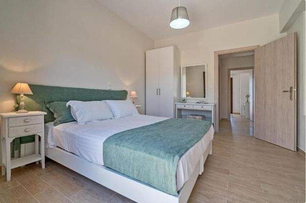 Kreta – Luxusvilla mit Meerblick in Triopetra