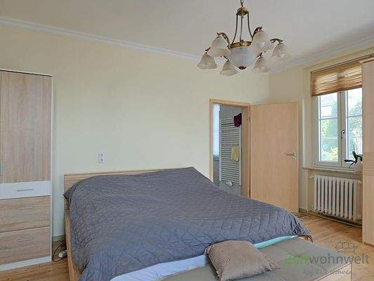 Blick ins Schlafzimmer