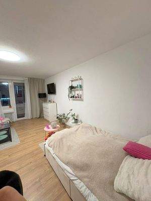 Wohnung klein Wohn-Schlafbereich