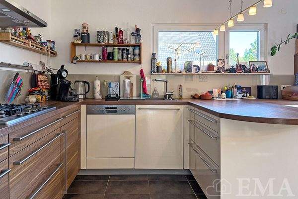 ... und Markeneinbaugeräten