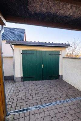 Nebengelass Garage.jpg