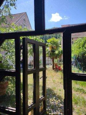 Blick vom Atelierbereich.jpg