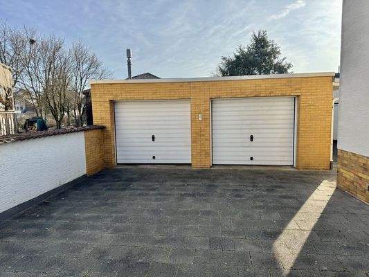Zwei Einzelgaragen