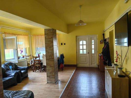 620b87e3-214e-4a30-ac55-78fcd8be7163 (1).jpeg