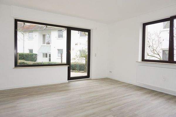 Wohnzimmer - mit  Terrassenzugang