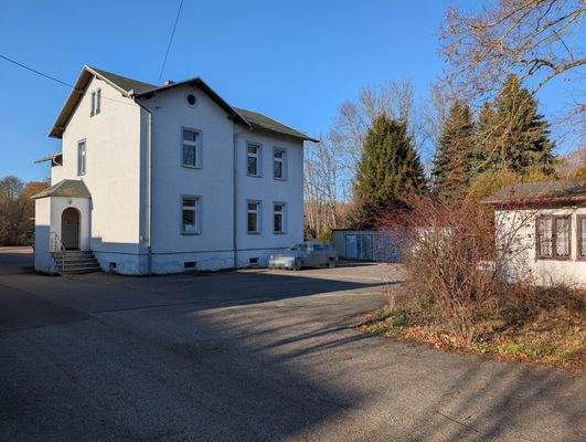 Vorderansicht MFH.jpg