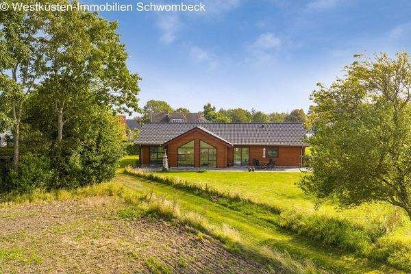 Gartenansicht Richtung Haus