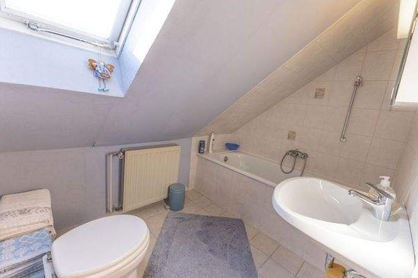 Badezimmer - Dachgeschoss