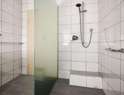 ebenerdige Dusche im EG