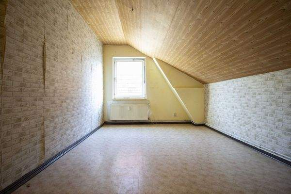 Schlafzimmer 2 DG Wohnung