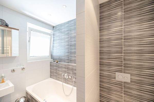 Vollbad im 2. Obergeschoss