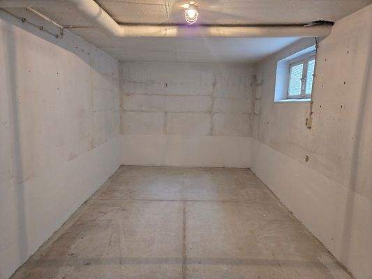 Weiterer, geräumiger Kellerraum