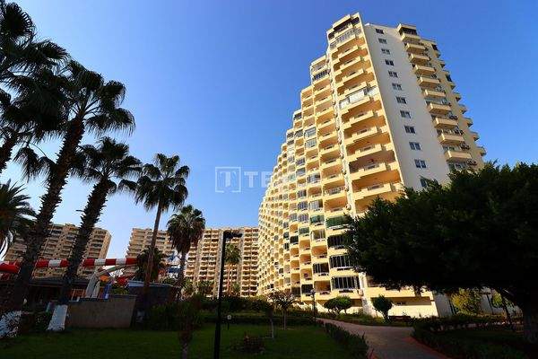 Spacious Apartment in Liparis 5 Project in Mersin