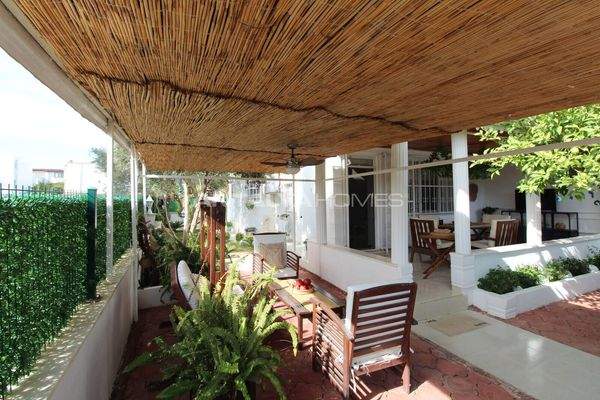 Furnished Villa with Garden near the Beach in Kadriye Antalya