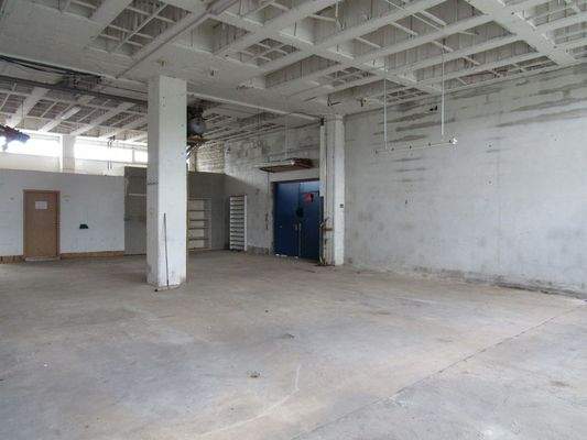 2. Bild Lagerhalle EG