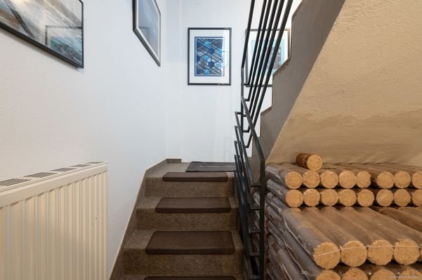 Treppe ins Kellergeschoss