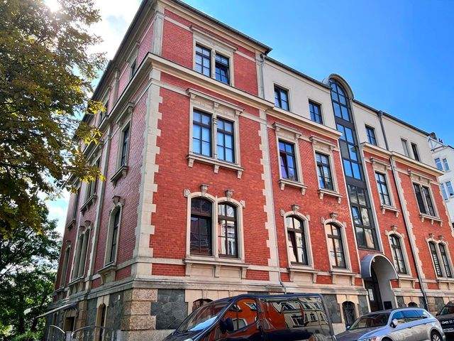 Lindenstr. 4, DG Mitte - Einbauküche und Ankleide - Photo 2
