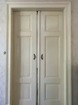 Schiebetüren Haupthaus