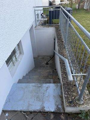 Außeneingang zum Keller
