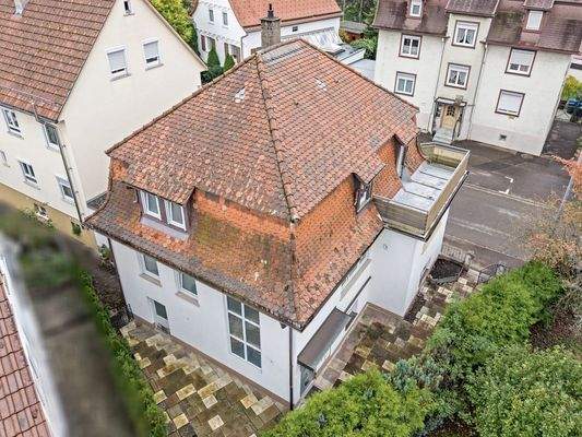 Freisitz hinter dem Haus