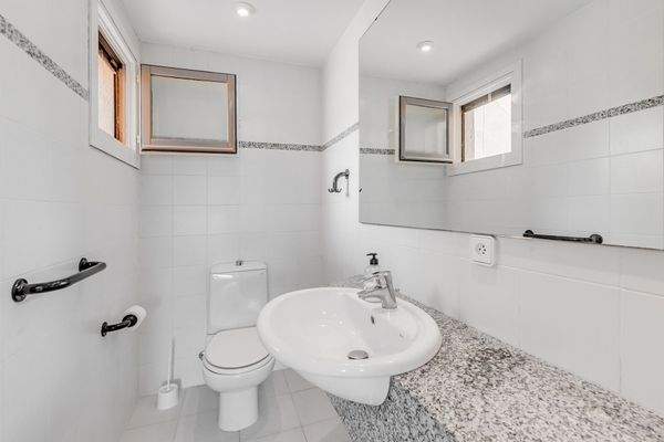 Badezimmer mit Tageslicht