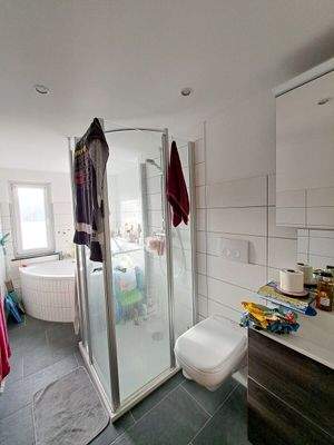 Badezimmer WE 1. OG rechts