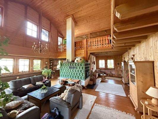 Wohn-Esszimmer mit Kachelofen