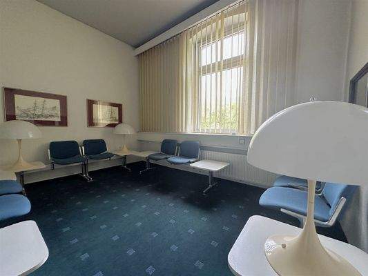 Wartezimmer im 1. OG