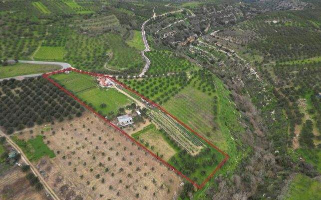 Kreta, Agies Paraskies: Großes Grundstück zu verkaufen