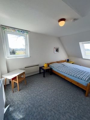 Schlafzimmer DG