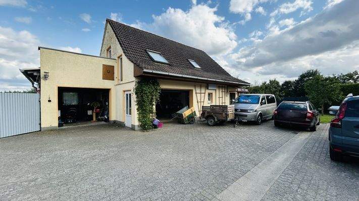 Garagen und Nebengelass