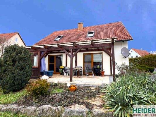 1747 Ansicht S mit überdachter Terrasse