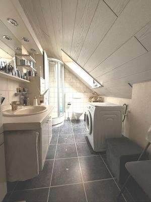 Badezimmer Altbau Dachgeschoss