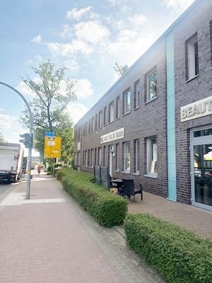 Foto Eingang von der Strasse (2).jpg