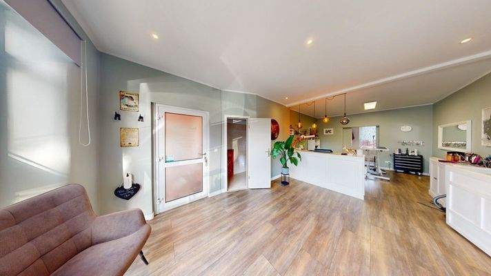 Verkaufs-/ Büroraum