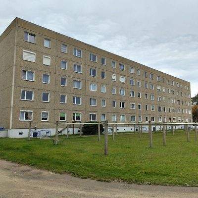 Außenansicht straßenseitig 01