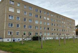 Außenansicht straßenseitig 01