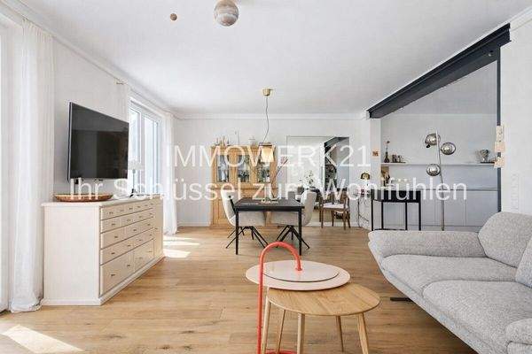 Offenes Wohnzimmer mit Terrassenzugang | EG