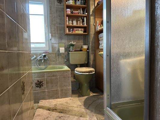 Badezimmer im Obergeschoss