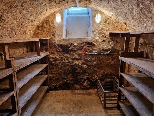 kleines Tonnengewölbe