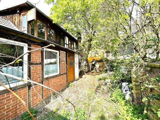 Nebengebäude-Garten