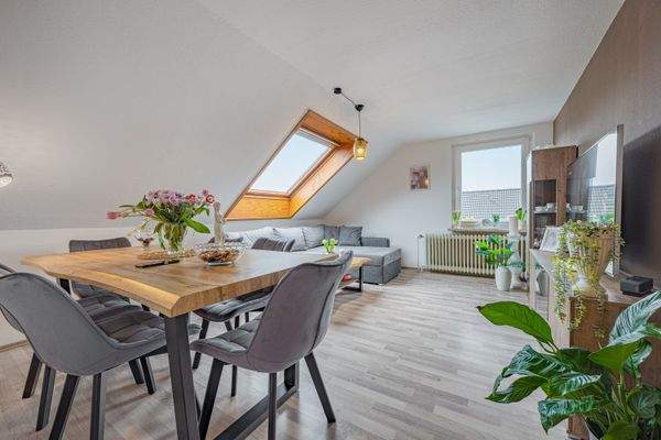 mit gemütlichem Wohn/Esszimmer